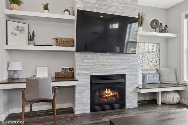 1753 Foster Road, Iowa City, IA 52245