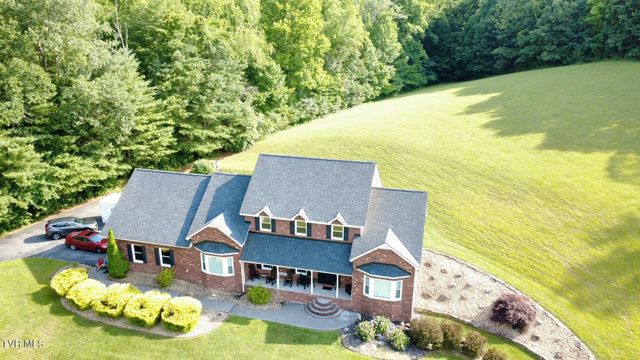 782 Quail Hollow Drive, Elizabethton, TN 37643