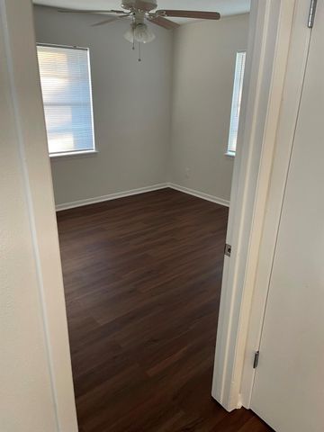 221 Rochelle, Richmond, TX 77469