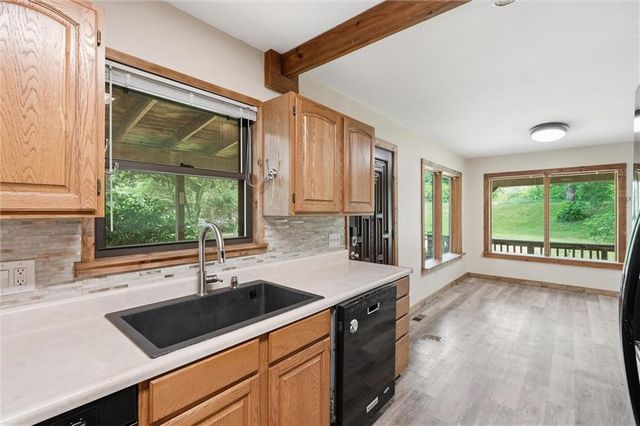 17052 Dempsey Road, Leavenworth, KS 66048