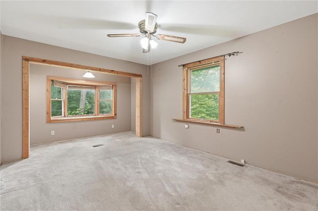 17052 Dempsey Road, Leavenworth, KS 66048
