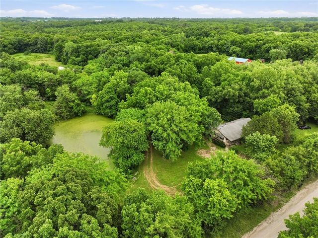 17052 Dempsey Road, Leavenworth, KS 66048