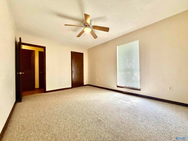 1103 NE Main Avenue NE 1103, Cullman, AL 35055