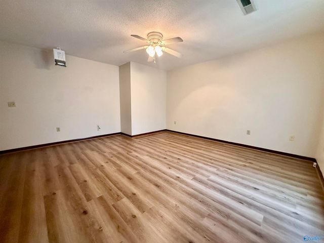 1103 NE Main Avenue NE 1103, Cullman, AL 35055