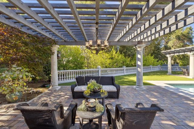 15253 Montalvo Road, Saratoga, CA 95070