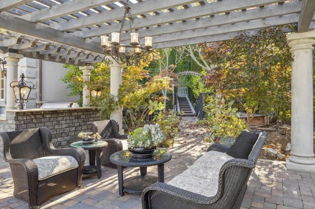 15253 Montalvo Road, Saratoga, CA 95070