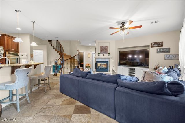 3921 Ravens Court, North Las Vegas, NV 89032