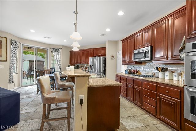 3921 Ravens Court, North Las Vegas, NV 89032