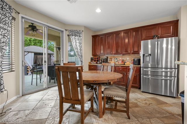 3921 Ravens Court, North Las Vegas, NV 89032