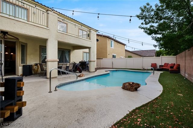 3921 Ravens Court, North Las Vegas, NV 89032