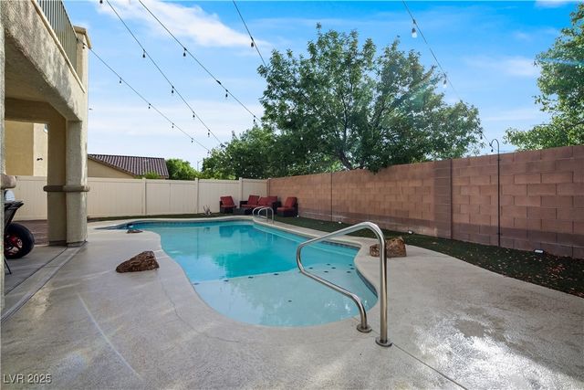 3921 Ravens Court, North Las Vegas, NV 89032