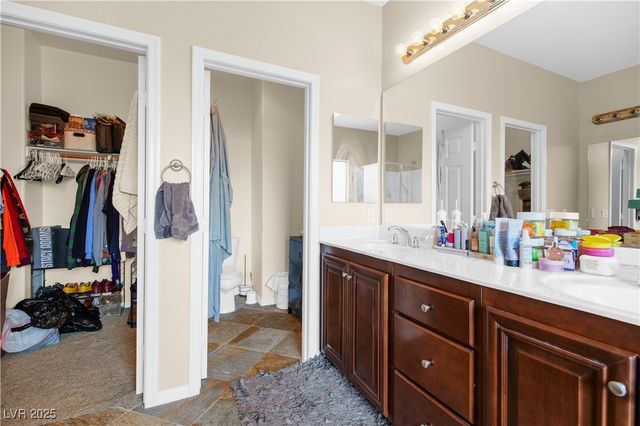 3921 Ravens Court, North Las Vegas, NV 89032