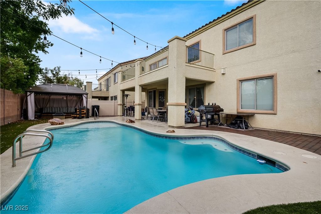 3921 Ravens Court, North Las Vegas, NV 89032