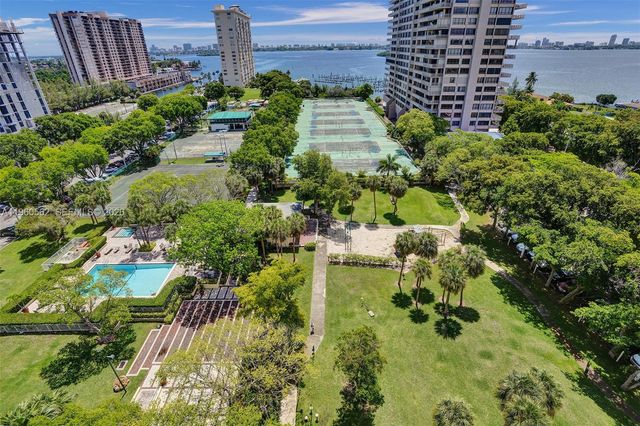 11111 Biscayne Blvd 12G, Miami, FL 33181