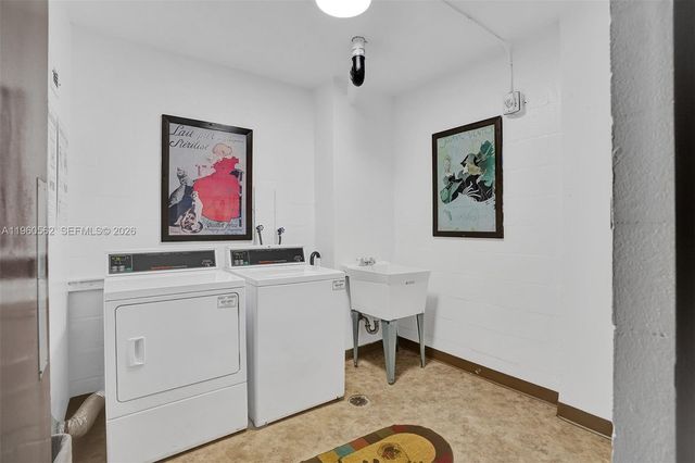 11111 Biscayne Blvd 12G, Miami, FL 33181