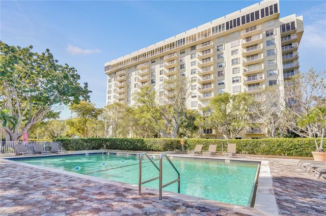 11111 Biscayne Blvd 12G, Miami, FL 33181