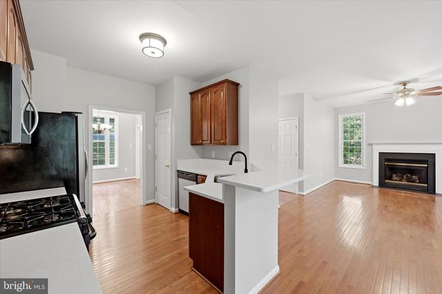 1257 LAKEVIEW DR, Cross Junction, VA 22625