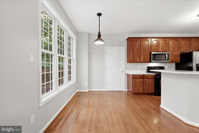 1257 LAKEVIEW DR, Cross Junction, VA 22625