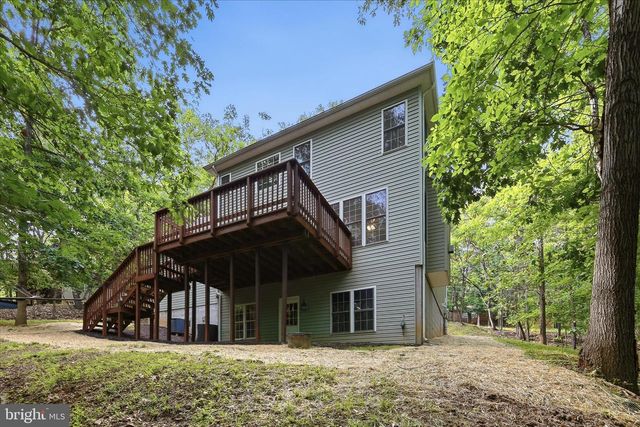 1257 LAKEVIEW DR, Cross Junction, VA 22625