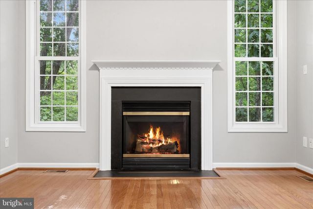 1257 LAKEVIEW DR, Cross Junction, VA 22625