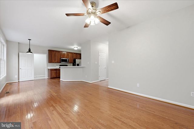 1257 LAKEVIEW DR, Cross Junction, VA 22625