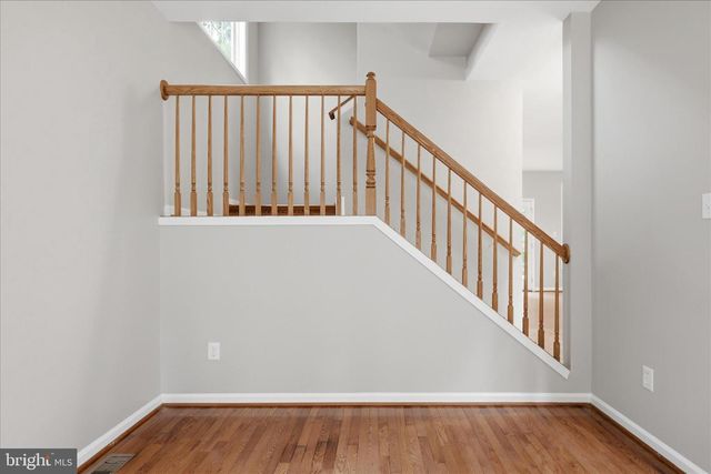 1257 LAKEVIEW DR, Cross Junction, VA 22625