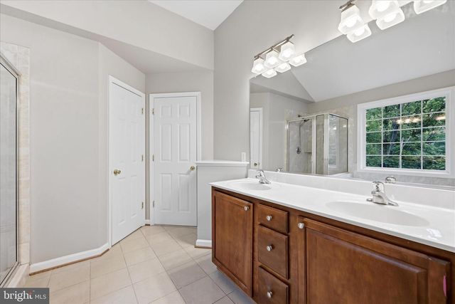 1257 LAKEVIEW DR, Cross Junction, VA 22625
