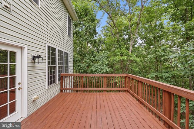 1257 LAKEVIEW DR, Cross Junction, VA 22625