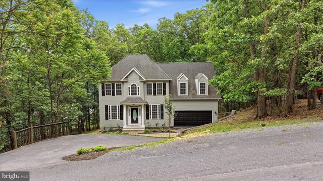 1257 LAKEVIEW DR, Cross Junction, VA 22625