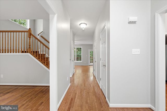 1257 LAKEVIEW DR, Cross Junction, VA 22625