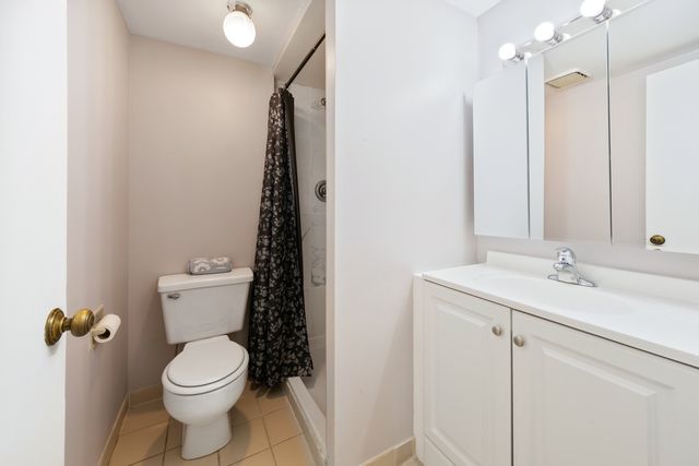 8504 W Catherine Avenue 2N, Chicago, IL 60656