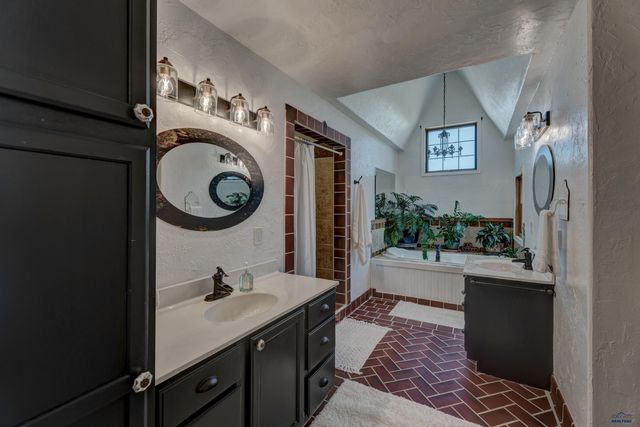 1110 REGENCY CT, Rapid City, SD 57702