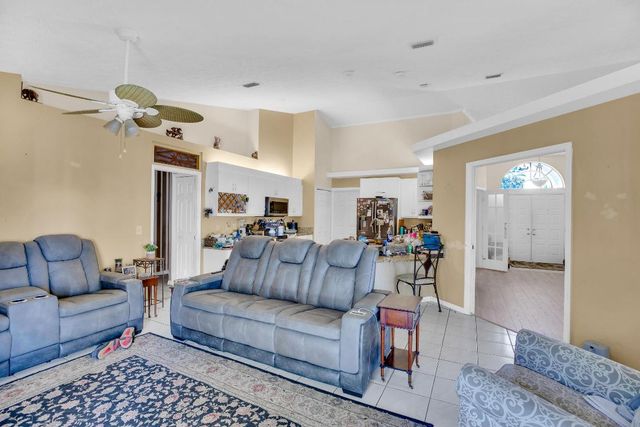 2711 SE Fall St Street, Port St. Lucie, Port St Lucie, FL 34984