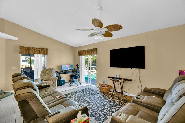 2711 SE Fall St Street, Port St. Lucie, Port St Lucie, FL 34984