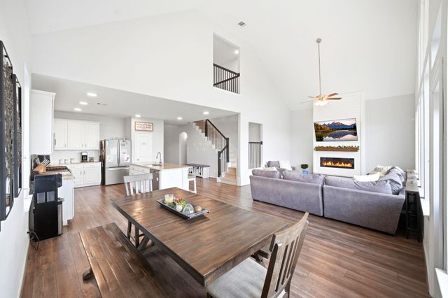 6411 Cones Lane, League City, TX 77573