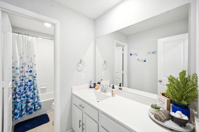 6411 Cones Lane, League City, TX 77573
