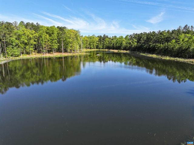 4048 OLD GRAIN RD, Corbin, VA 22446