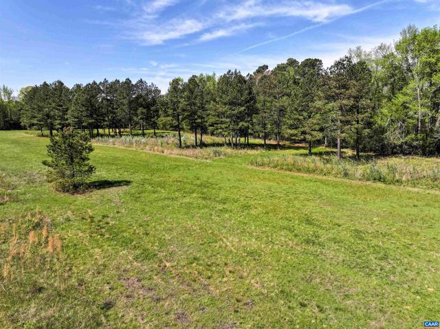 4048 OLD GRAIN RD, Corbin, VA 22446