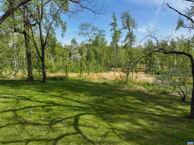 4048 OLD GRAIN RD, Corbin, VA 22446
