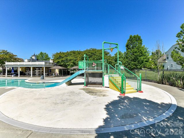 14304 Evening Flight Lane, Charlotte, NC 28262