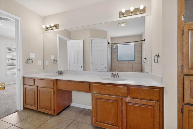 1716 Hastings Drive, Mansfield, TX 76063