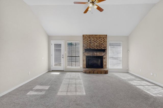 1716 Hastings Drive, Mansfield, TX 76063