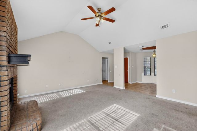 1716 Hastings Drive, Mansfield, TX 76063