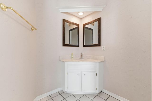 24007 Rain Creek Drive, Tomball, TX 77375