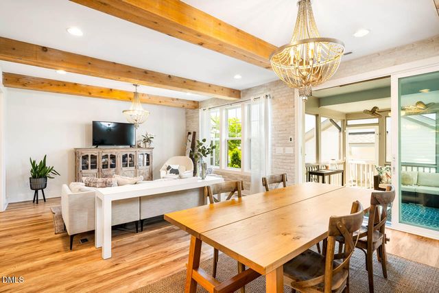 20 Cardinal Ridge Road, Chapel Hill, NC 27516