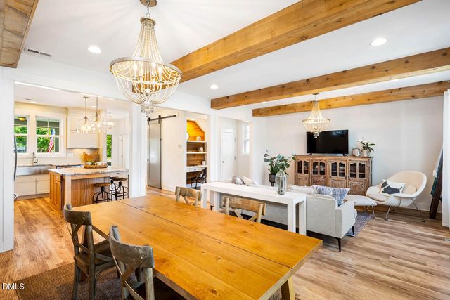 20 Cardinal Ridge Road, Chapel Hill, NC 27516