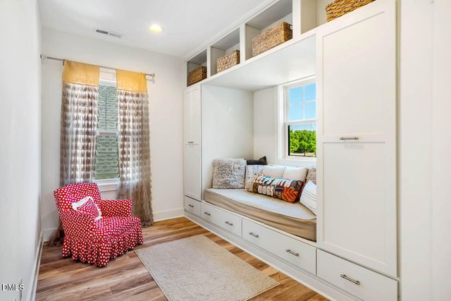 20 Cardinal Ridge Road, Chapel Hill, NC 27516