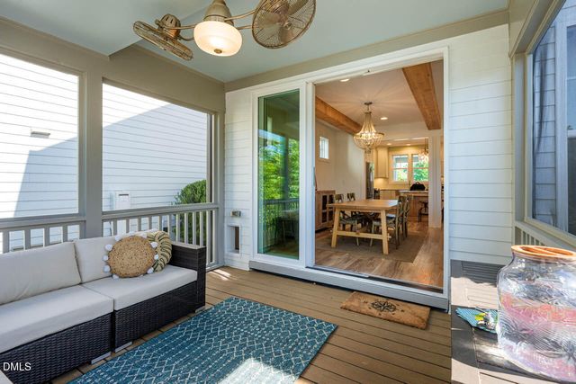 20 Cardinal Ridge Road, Chapel Hill, NC 27516
