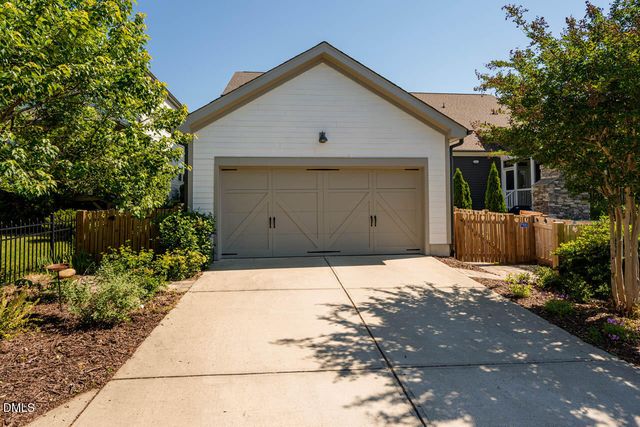 20 Cardinal Ridge Road, Chapel Hill, NC 27516