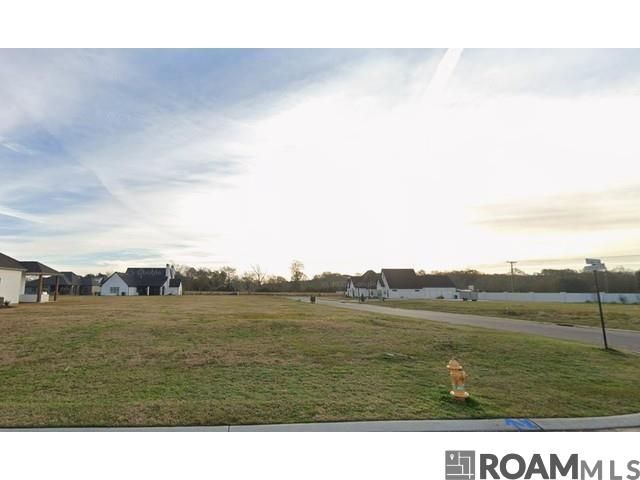 27012 Napa Ln, Zachary, LA 70791